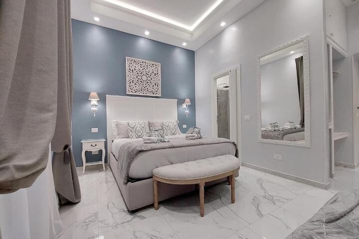 Room 10 of 51