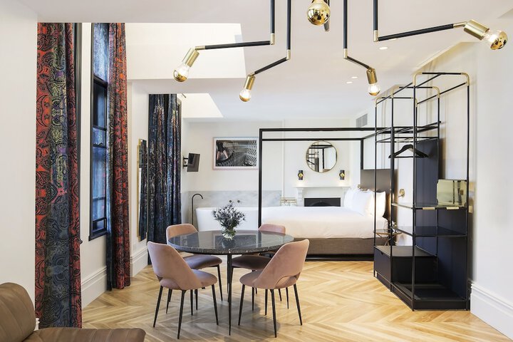 Room 5 of 59
