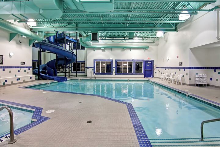 Pool 43 of 51