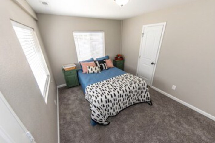 Room 50 of 54