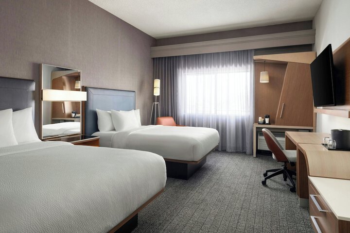Room 5 of 20