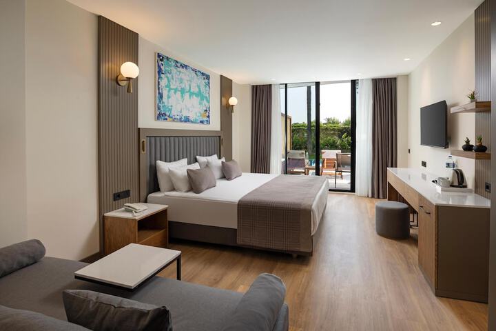 Room 34 of 189