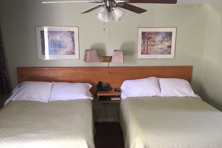 Room 10 of 38