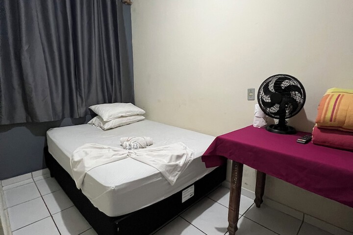Room 21 of 74