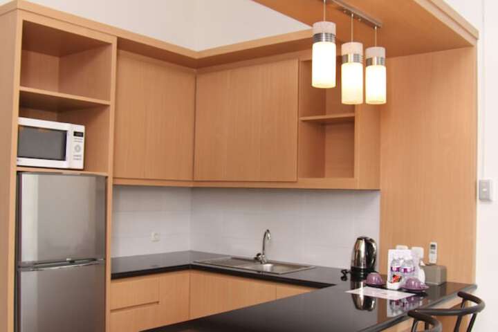 Room 2 of 19