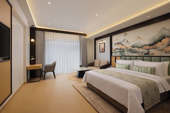 Room 5 of 17
