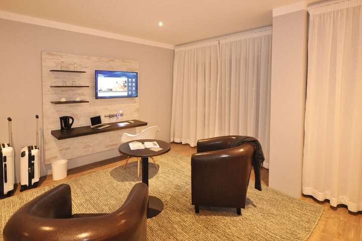 Room 26 of 59
