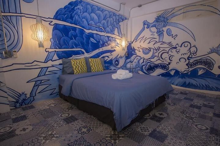 Room 8 of 63