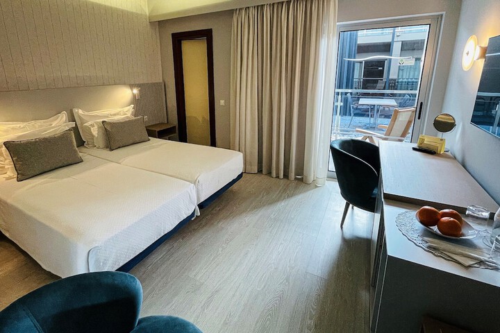 Room 20 of 86