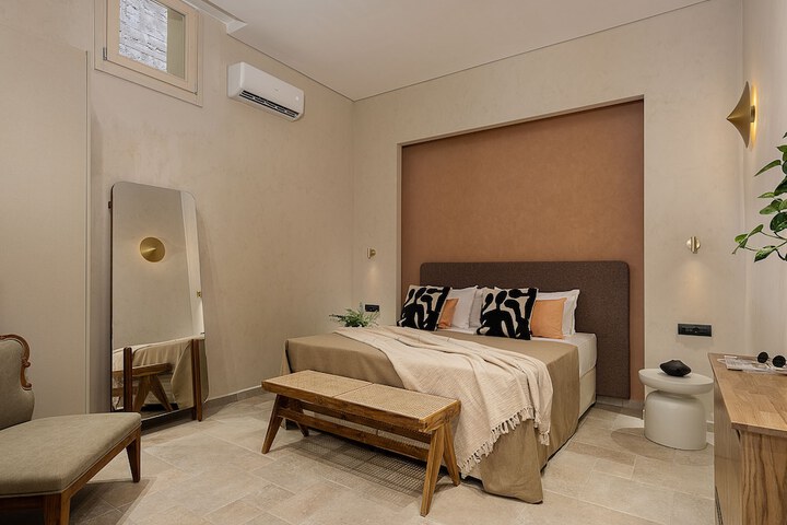 Room 19 of 72