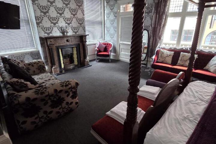 Guest Suite Photo