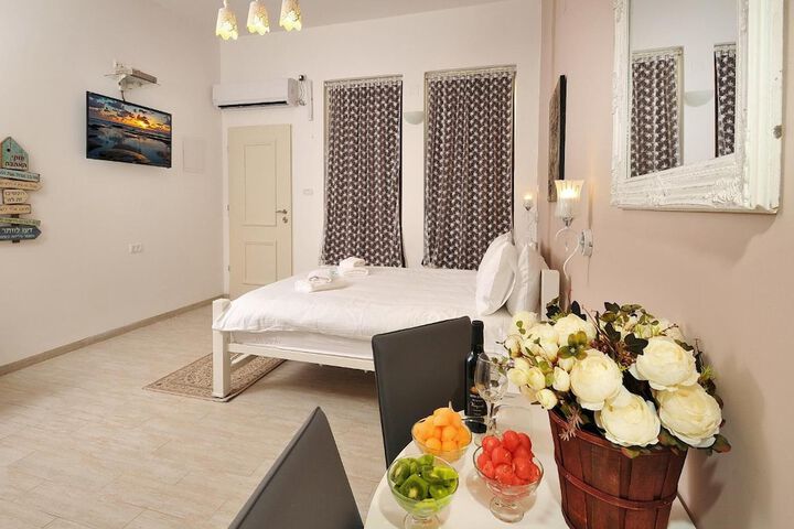 Room 10 of 54