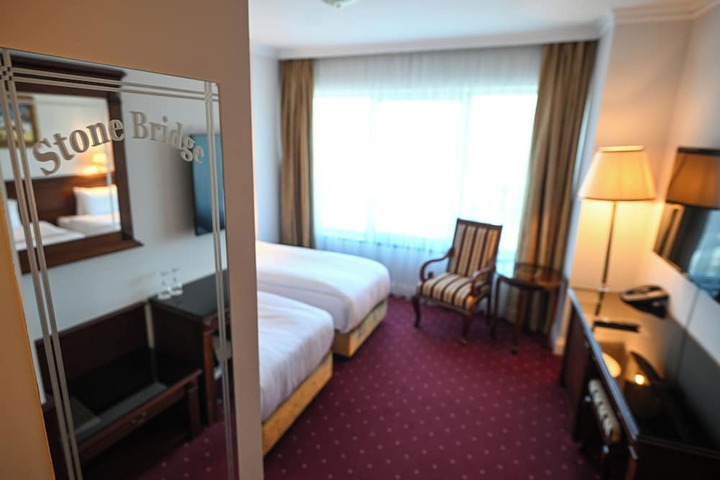 Room 17 of 84