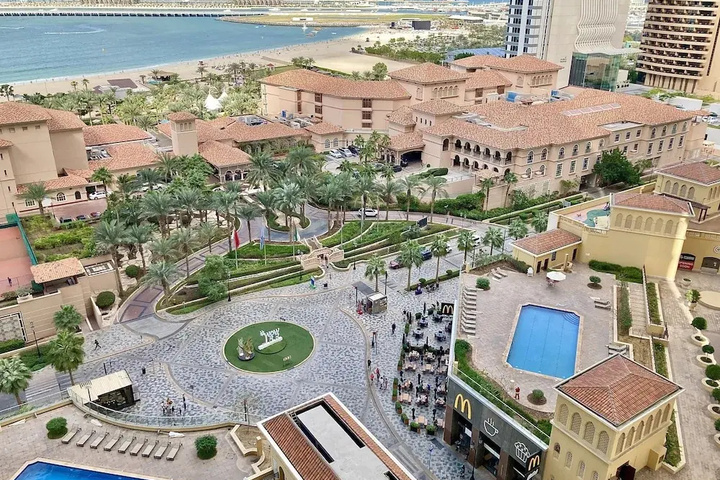 Whitesage Elegant Interior With Incredible Sea and City View