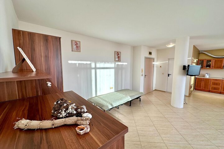Room 19 of 151