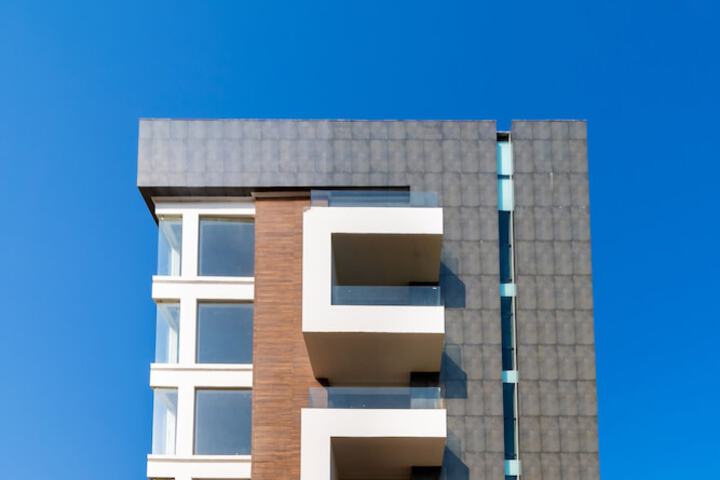 Exterior of Rolling space