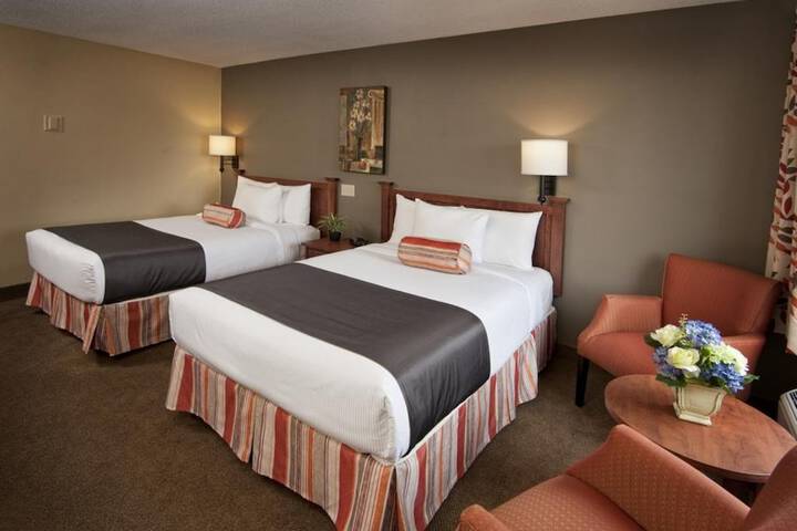 Room 2 of 34
