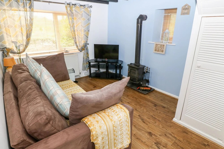 Room 2 of 13