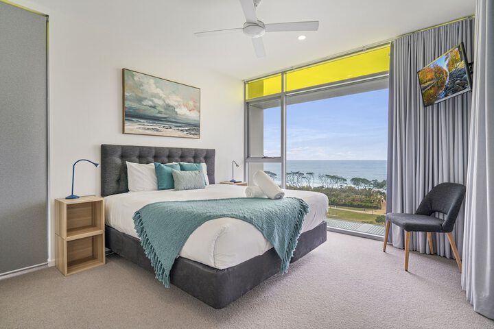 Room 15 of 173