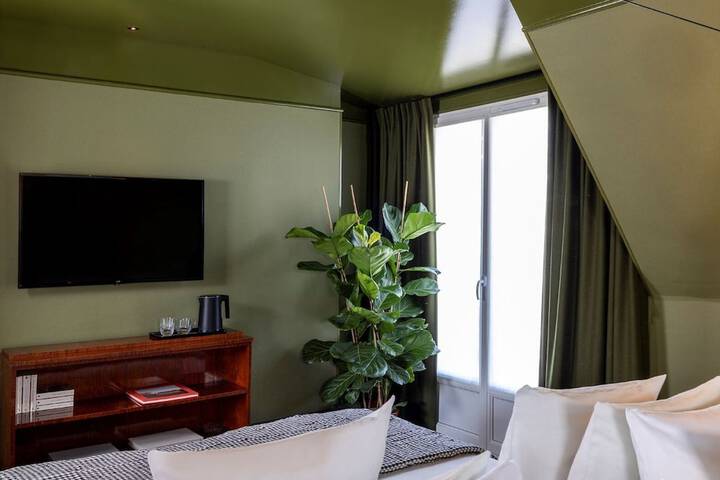 Room 18 of 61