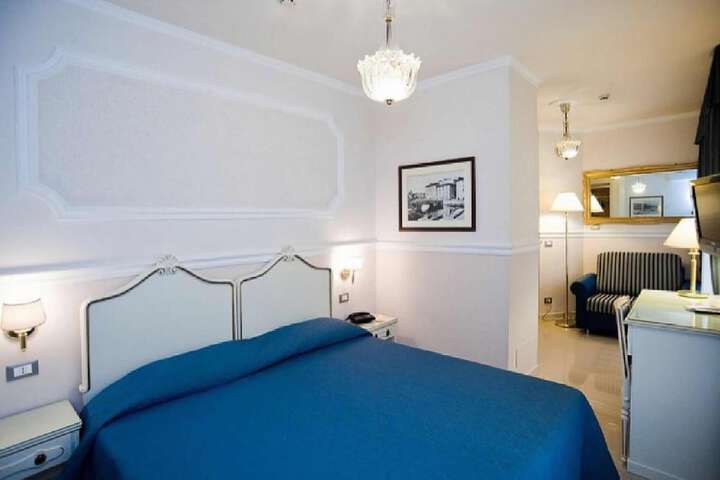 Room 7 of 58