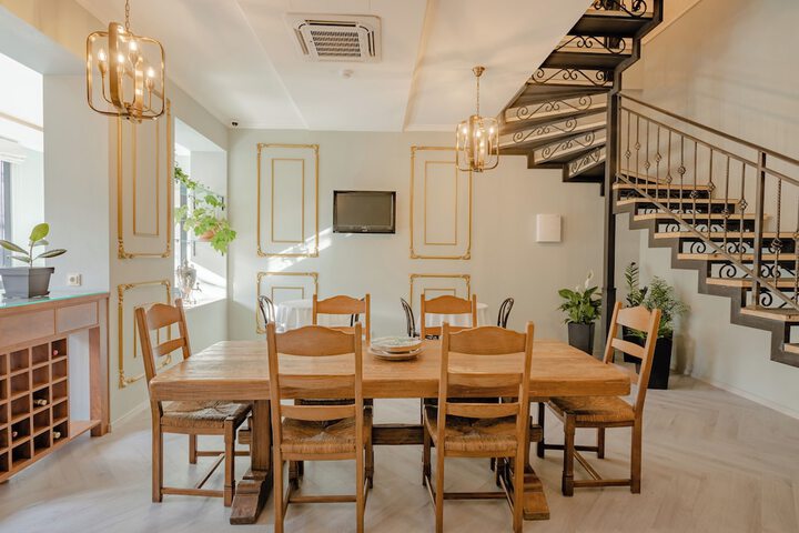 Dining 137 of 163