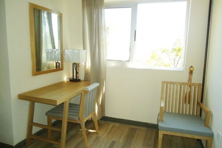 Room 21 of 25