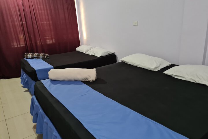 Room 25 of 42
