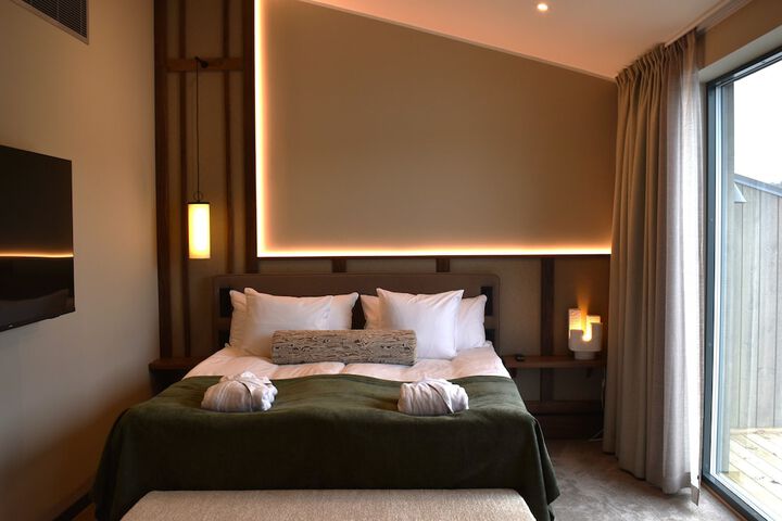 Room 13 of 43