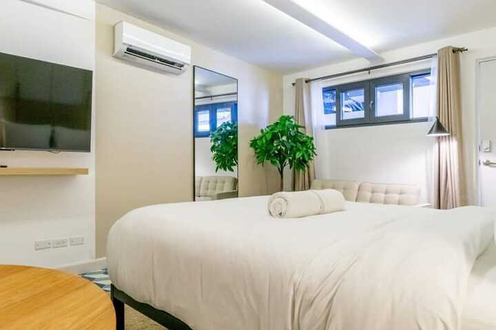 w Monochrome Loft in Santa Ana