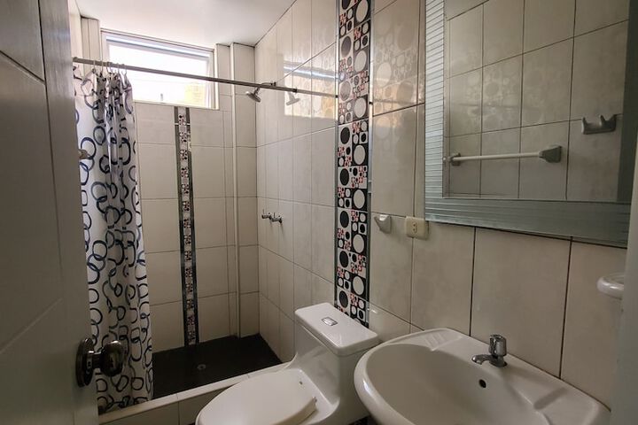 Room 50 of 84