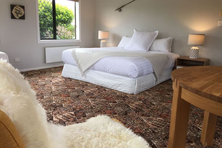 Room 3 of 6