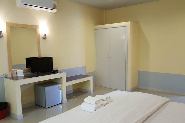 Room 40 of 92