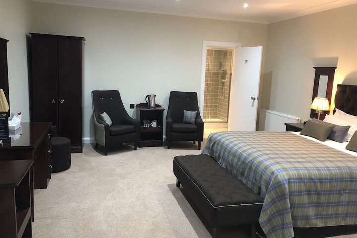 Room 56 of 118