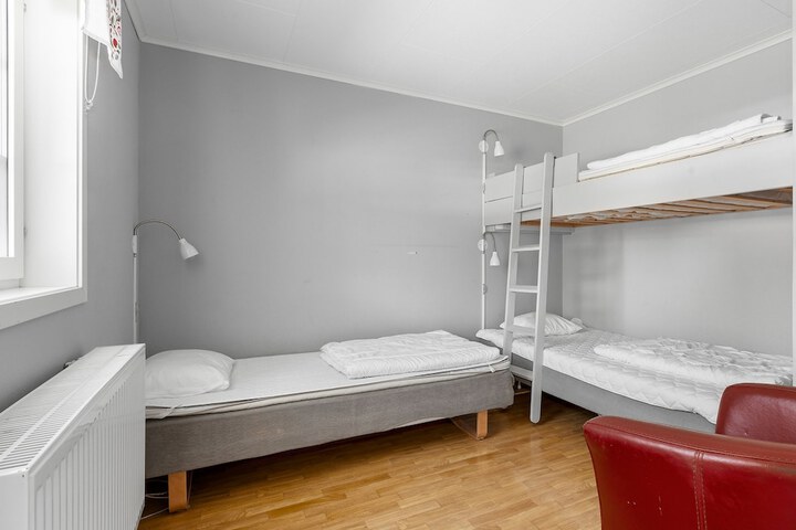 Room 17 of 63