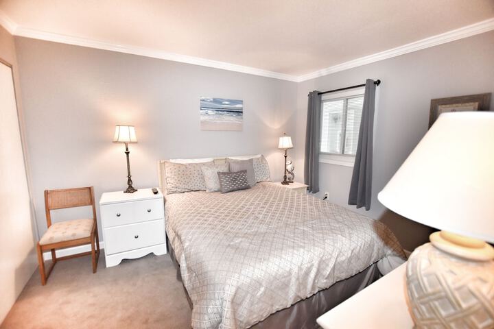 Room 2 of 53