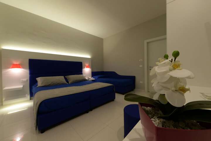 Room 14 of 67