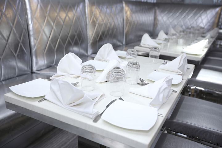 Dining 37 of 63
