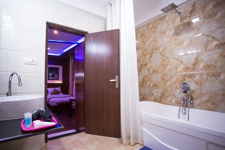 Room 40 of 76
