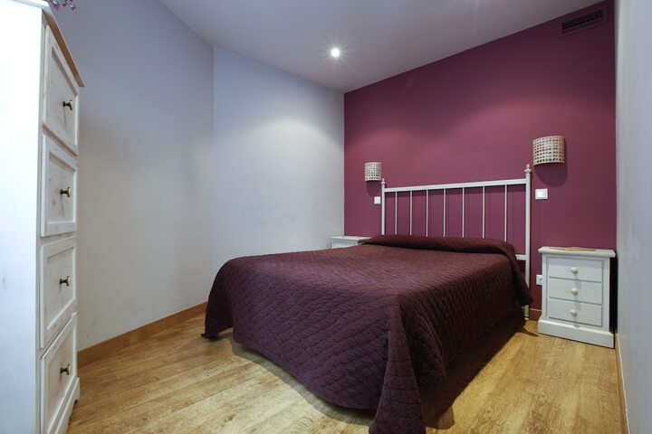 Room 3 of 20