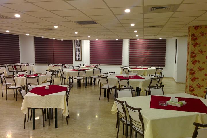 Dining 63 of 74