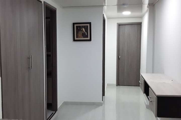 Room 11 of 40