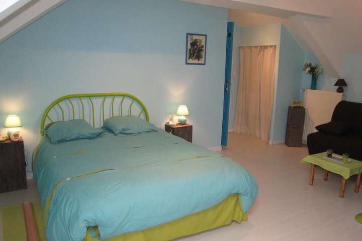 Room 5 of 6