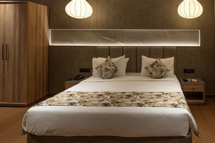 Room 25 of 119