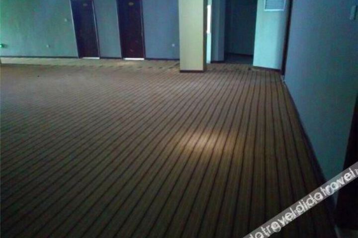 Hotel 4 of 9