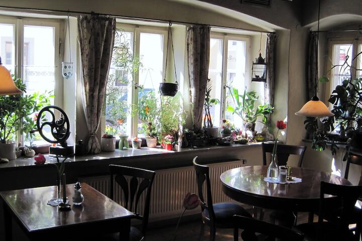 Dining 53 of 69