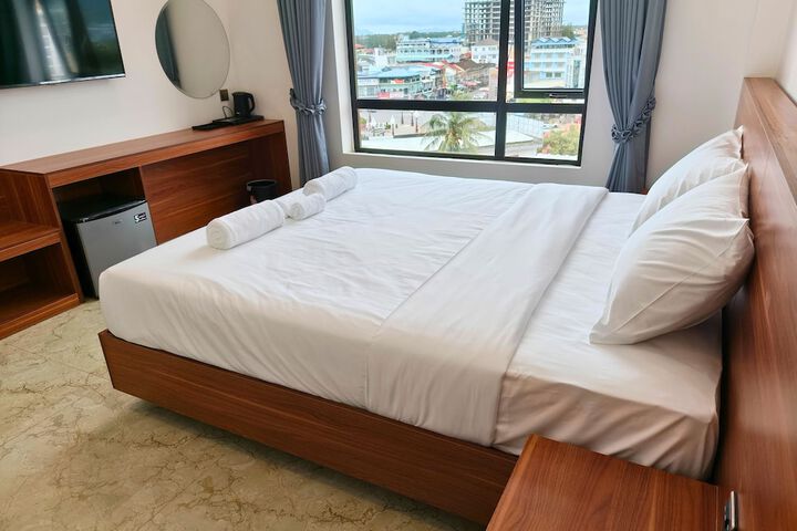 Room 15 of 65