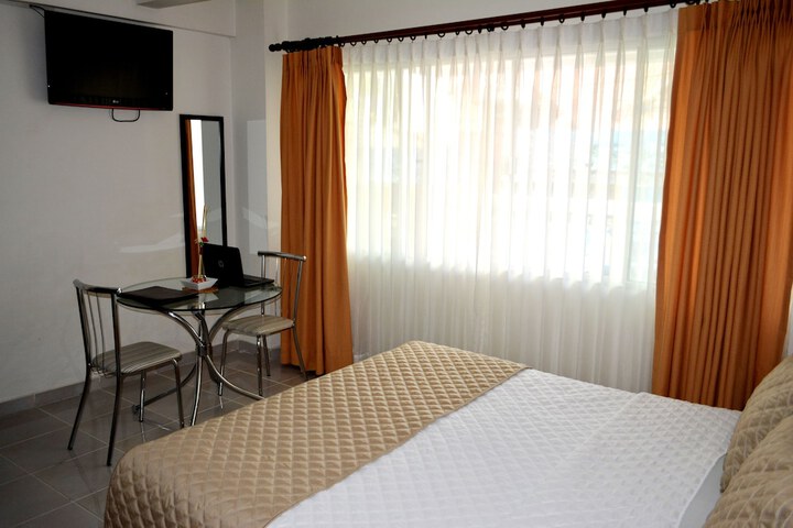 Room 104 of 122