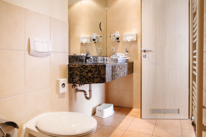 Clean Restrooms