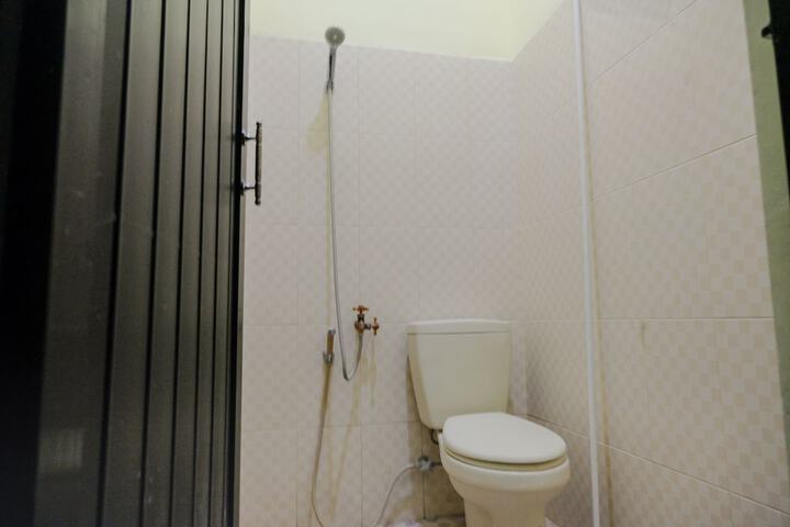 Room 11 of 23
